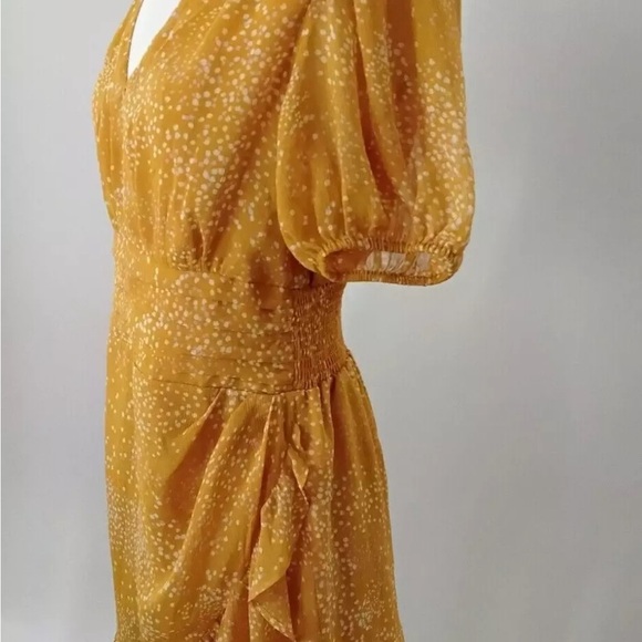 Express Gold Puff Sleeve chiffon Ruched Mini Dress - Picture 2 of 9
